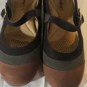 Comfort view Multi- Color casual shoe